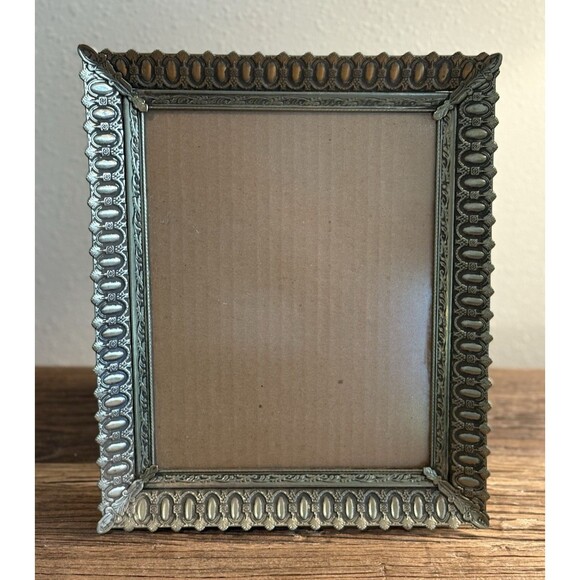 Vintage Ornate Picture Frame Holds 8X10 Inches Velvet Backing - Picture 1 of 14